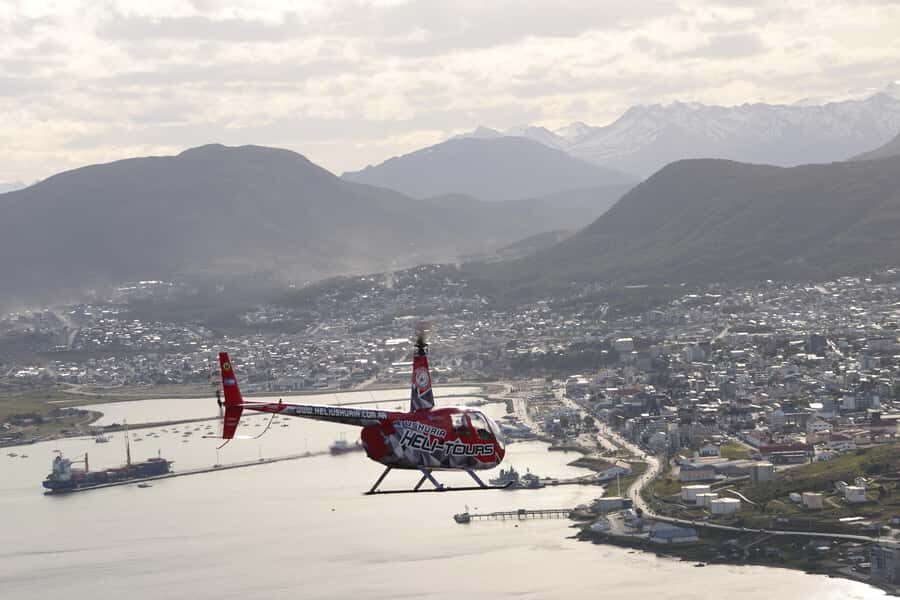 Ushuaia: Heart of the Andes Scenic Helicopter Adventure - Key moments that make this helicopter flight special