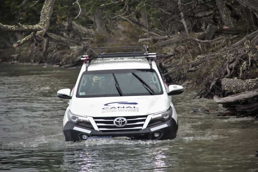 Ushuaia: Off-Road 4X4 Lakes Tour - Who Should Book It (and Who Should Skip It)