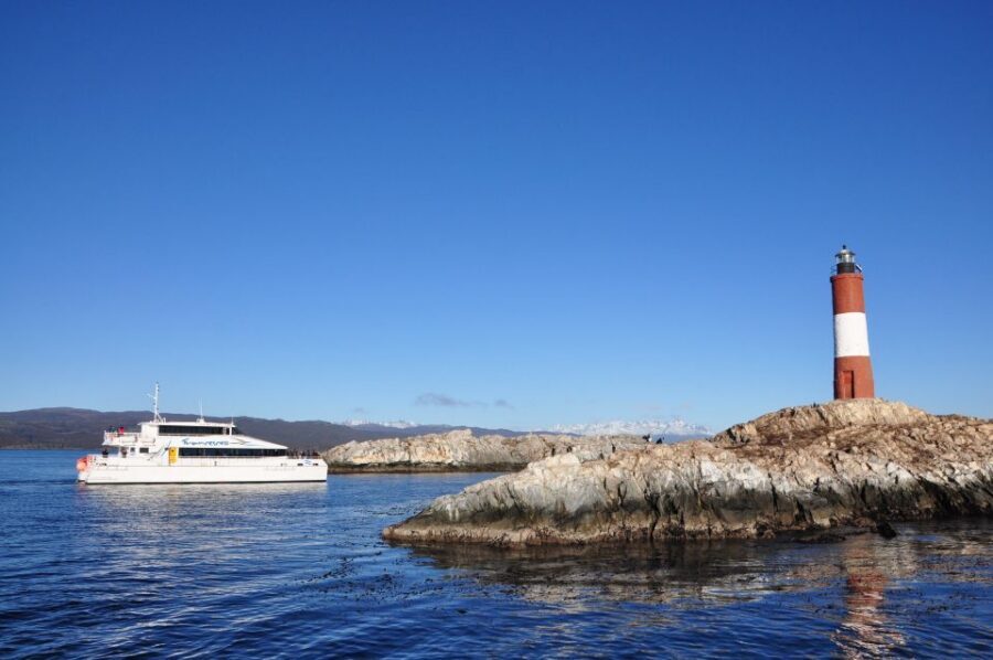 Ushuaia: Penguin Watching Tour by Catamaran - Puerto Almanza to Puerto Williams: the channel becomes a corridor